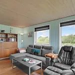 度假居 5 *