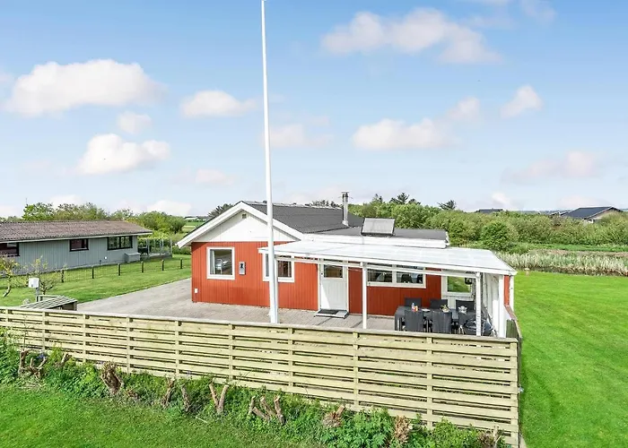 5 Holiday home