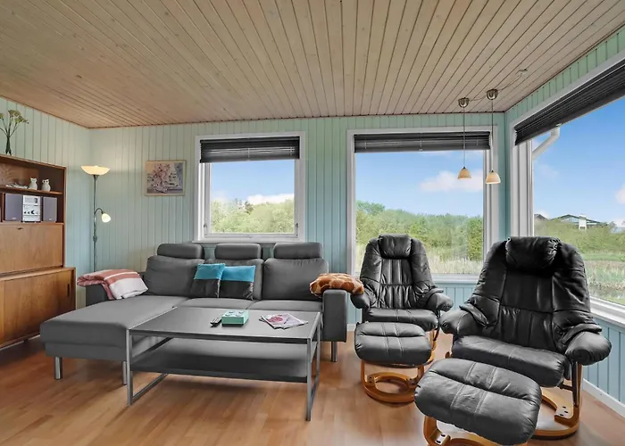 5 Holiday home